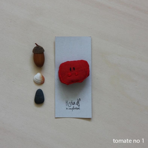 Broche tomate
