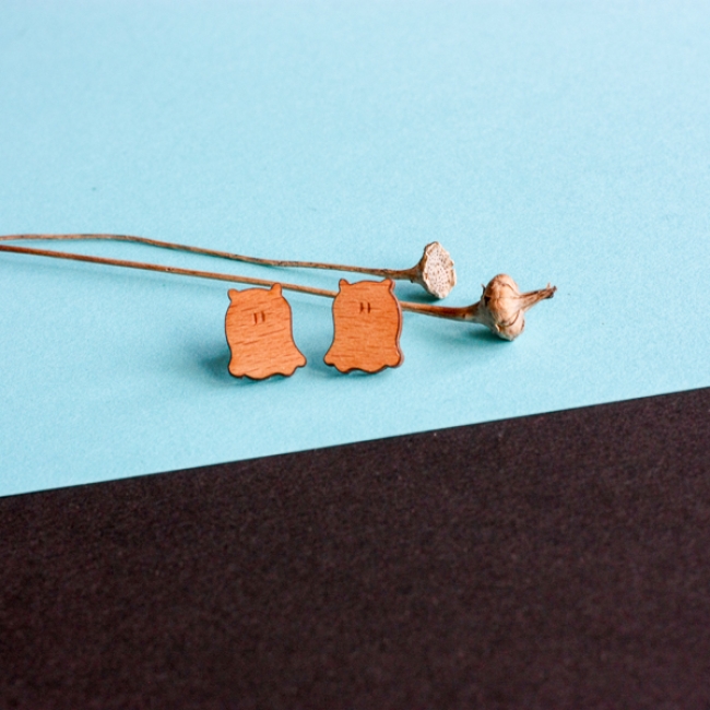 clous d'oreilles poulpe